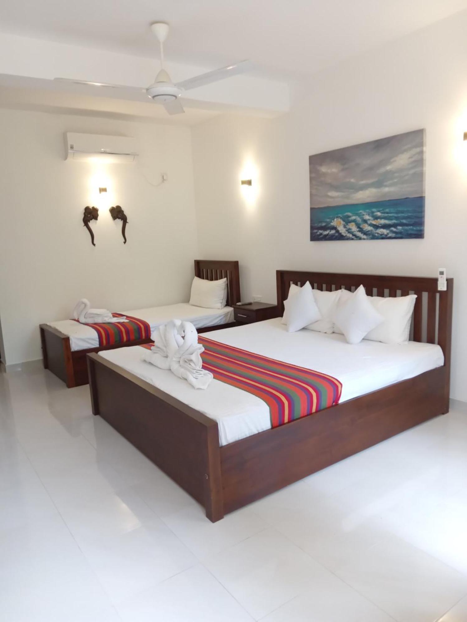White Rose Safari Home Stay Udawalawe Εξωτερικό φωτογραφία